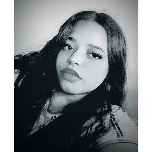 Meet your Posher, Jarelys